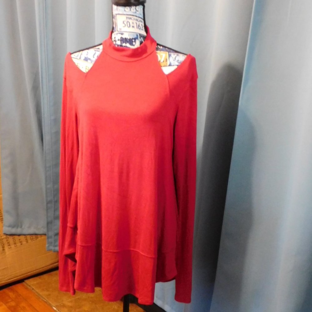 Free people red mock neck cold shoulder long sleeve top.